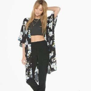 Brandy Melville Alexis Floral Kimono O/S Made In Italy Open Cardigan Boho Beachy